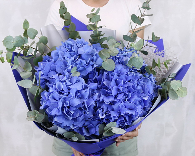 Букет квітів Ніч ніжна