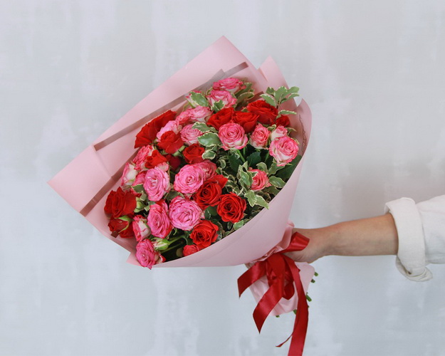 Букет квітів Реверанс