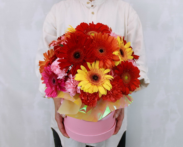 Букет в капелюшної коробки Розмай