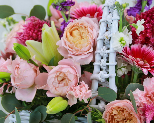 Кошик квітів Квітковий луг