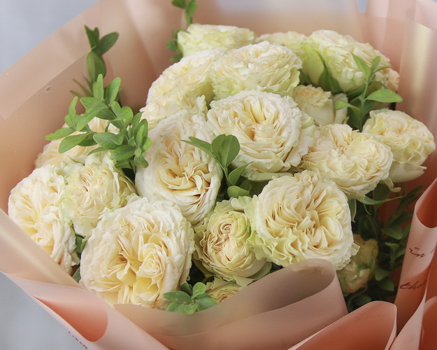 Букет квітів Пурпурна казка