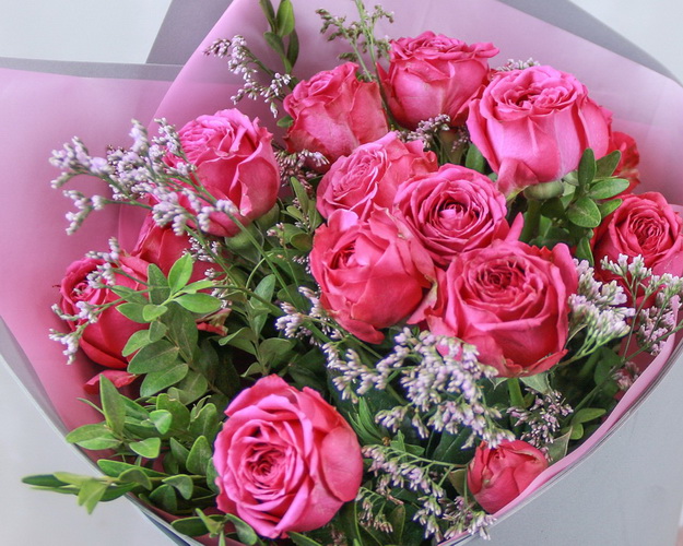 Букет квітів Ліловий поцілунок