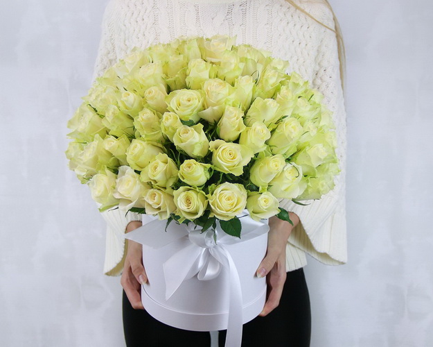 Квіти у коробці Світле почуття