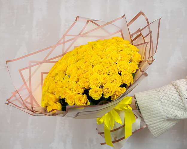 Букет із 101 троянди Сонце