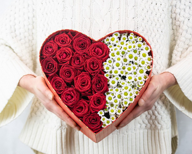 Квіти у коробці Валентин