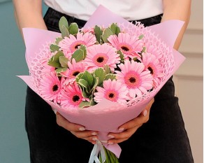 Букет квітів Полуничний сорбет