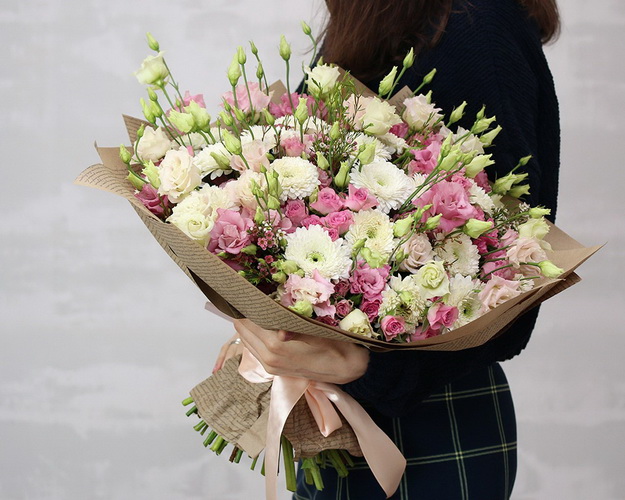 Букет квітів Скромна красуня