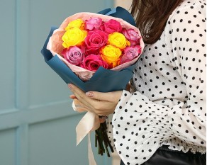 Букет із 11 троянд фіолетовий мікс в упакуванні