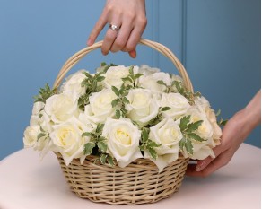 Кошик квітів Блонд