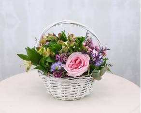 Кошик квітів Шик