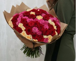 Букет із 101 троянди Лаура