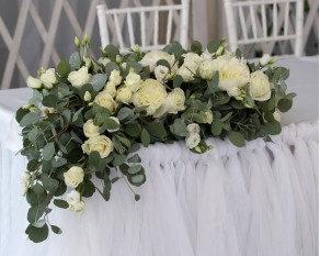 Весільна композиція на стіл Закоханим