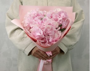 Букет квітів Перший поцілунок