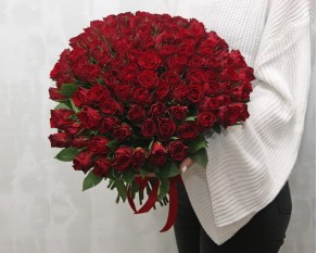 Букет із 101 троянда Блиск