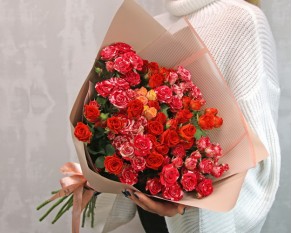 Букет із 15 мікс кущових