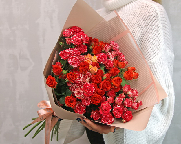 Букет із 15 мікс кущових