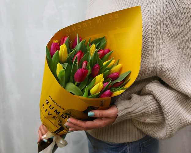 Букет тюльпанів Яркий ранок