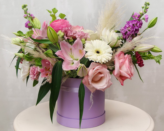 Букет в капелюшної коробки Французький шик