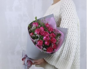 Букет квітів Ліловий поцілунок