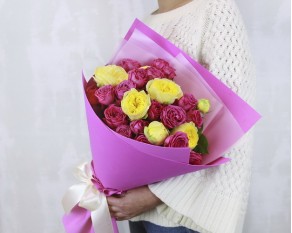 Букет квітів Червона зоря