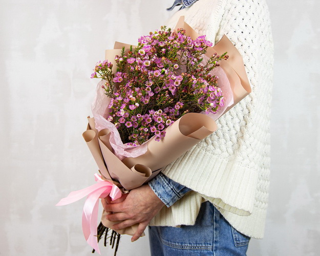 Букет ДУО з 11 гілок хамелаціуму