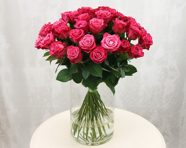 Троянда малинова 60 см.