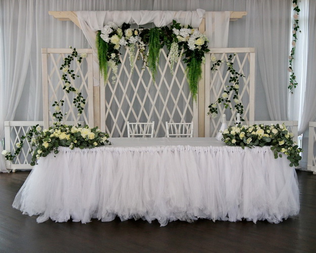 Весільна композиція на стіл Закоханим