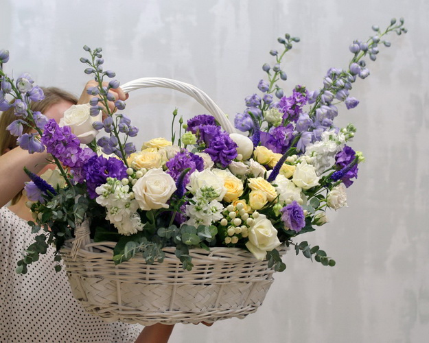 Кошик квітів Вихор почуттів