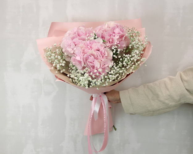 Букет квітів Перше кохання