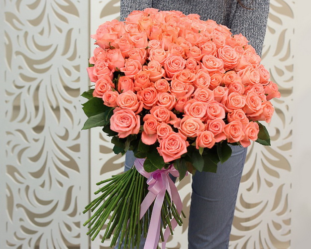 Букет із 101 троянди Каріна