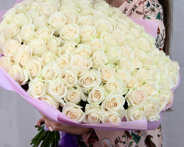 Букет із 101 троянди Елла