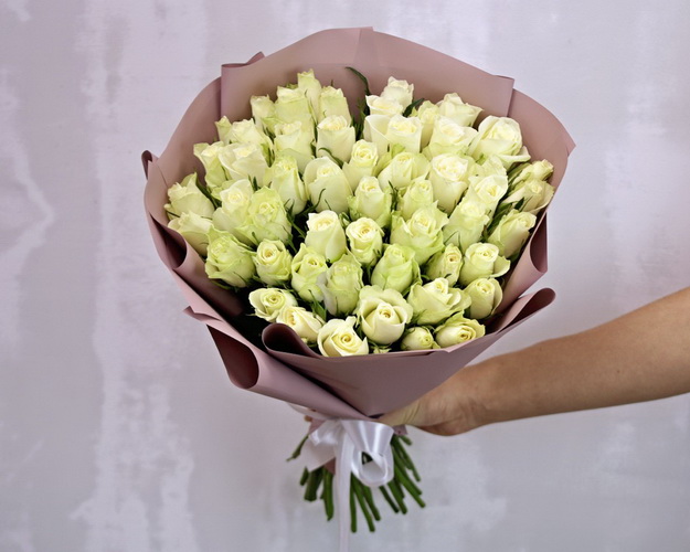 Букет із 51 білих Амур