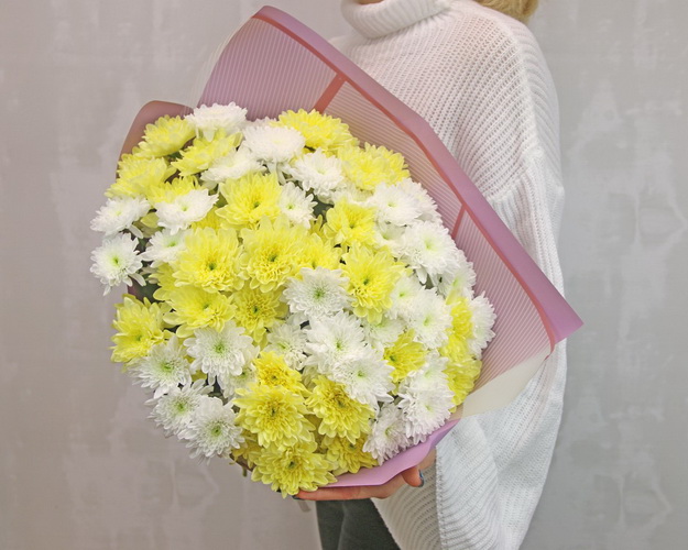 Букет із 19 кущових хризантем мікс у стильній упаковці