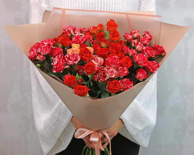 Букет із 15 мікс кущових