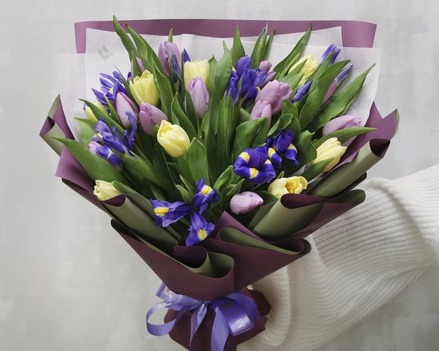 Букет квітів Очей чарівність