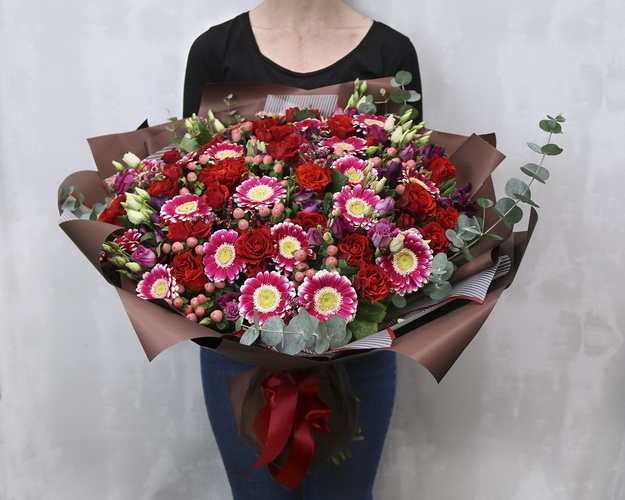 Букет квітів Бароко