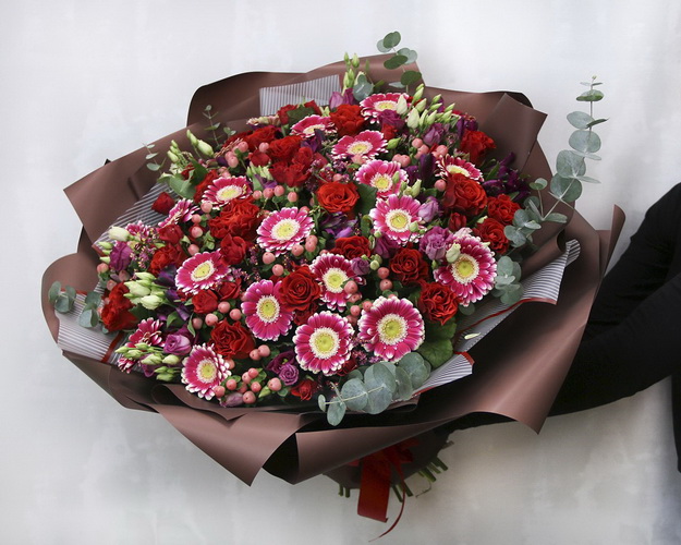 Букет квітів Бароко