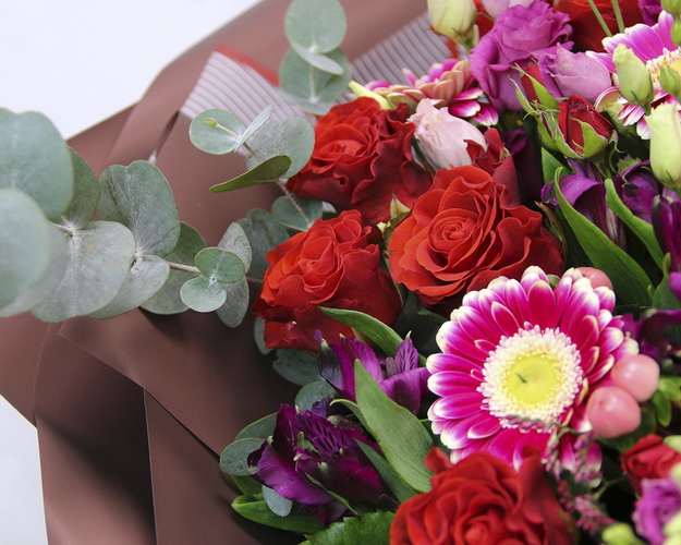 Букет квітів Бароко