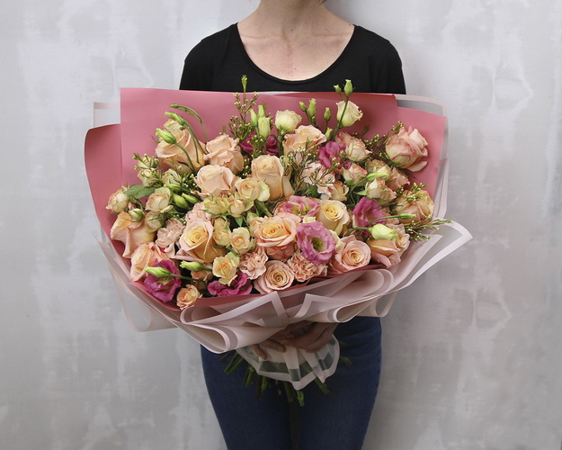 Букет квітів Ампір