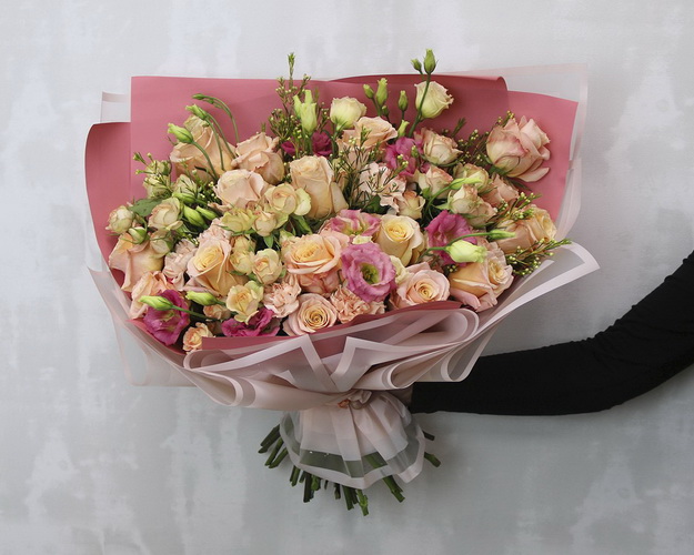 Букет квітів Ампір