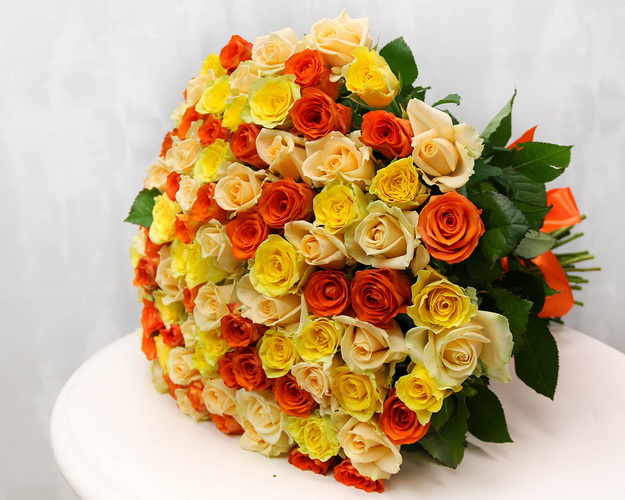 Букет із 101 троянди Полум'я