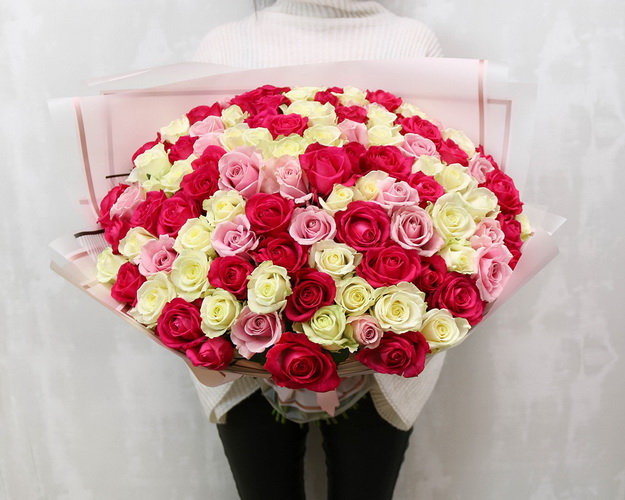 Букет зі 101 троянди Мрійливість