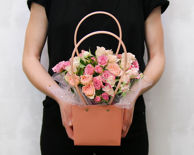 Квіти у кашпо Маленька леді