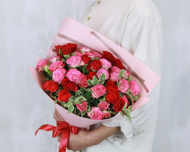 Букет квітів Реверанс