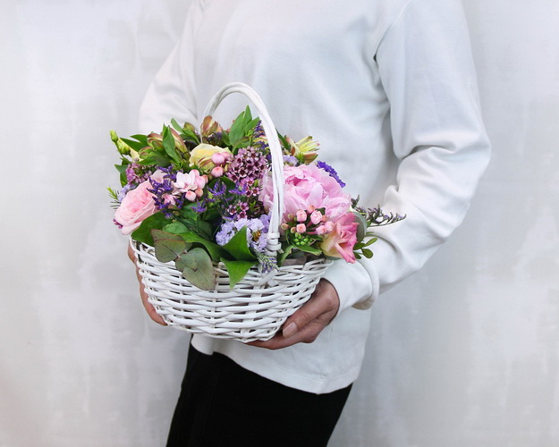 Кошик квітів Шик